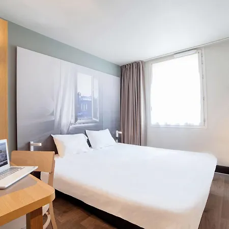 Evry 1 Hotel 2*