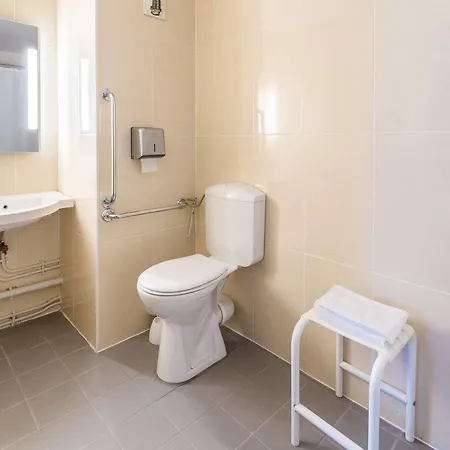 Evry 1 Hotel